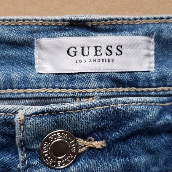 NEW GUESS Skinny Hem Turnback Denim Short SZ 27 - Picture 4 of 6